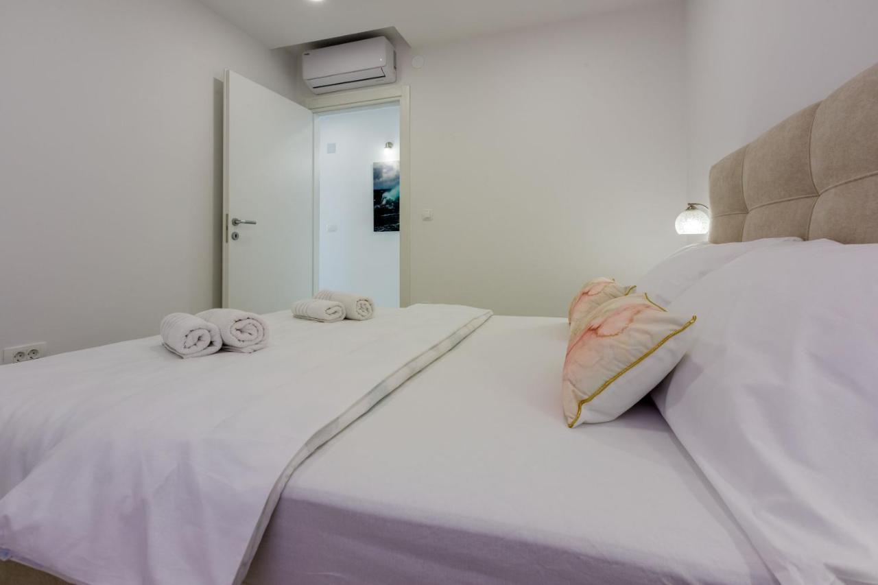 Apartments Cvetkovic Crikvenica Ngoại thất bức ảnh