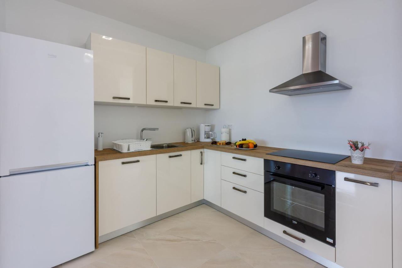 Apartments Cvetkovic Crikvenica Ngoại thất bức ảnh