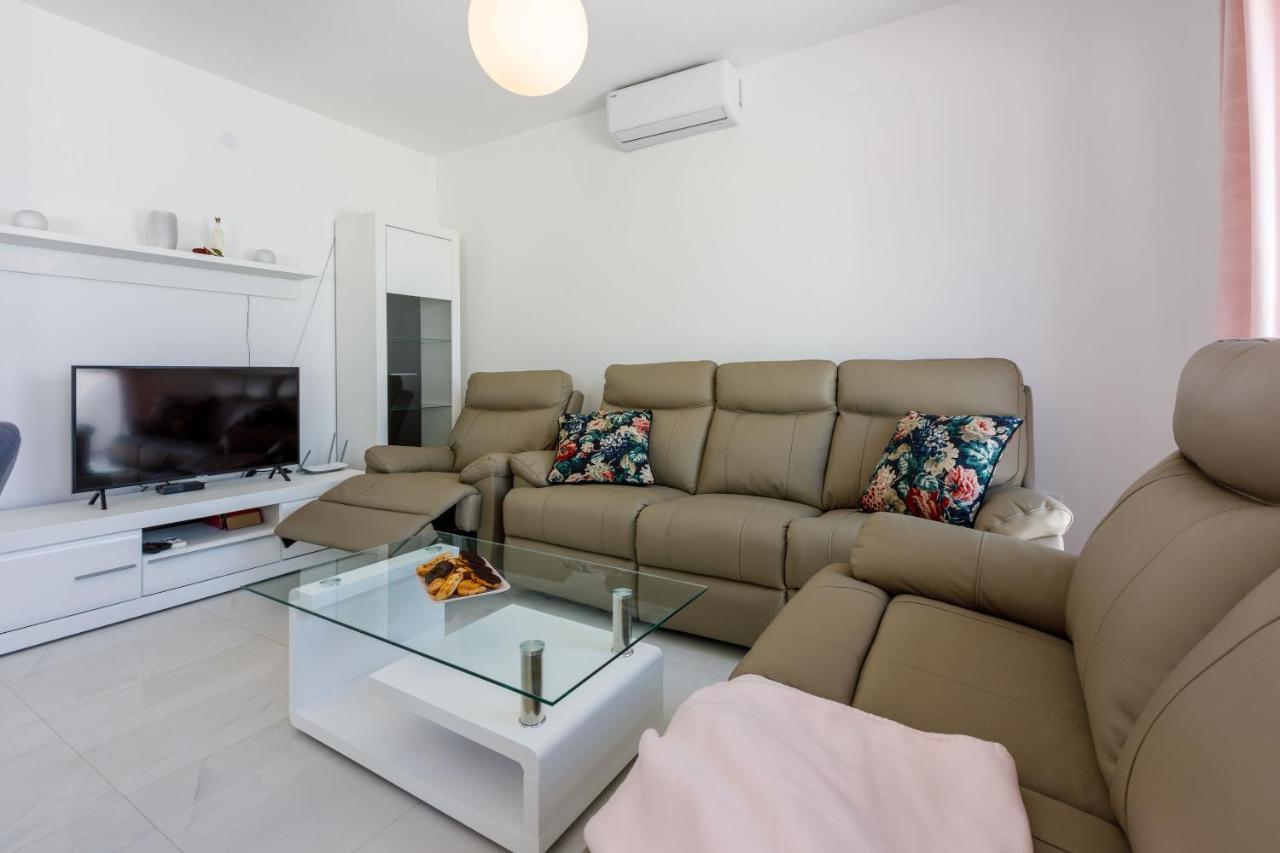 Apartments Cvetkovic Crikvenica Ngoại thất bức ảnh