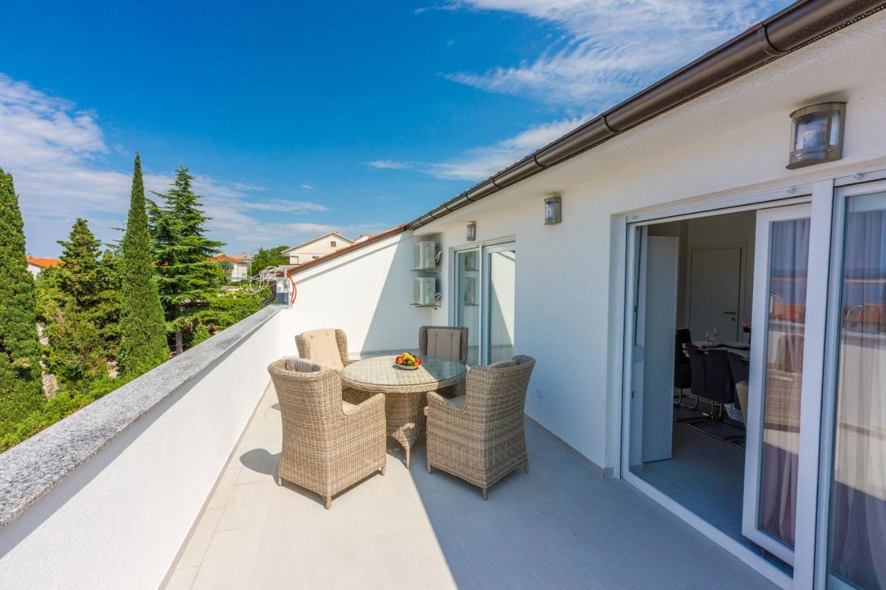 Apartments Cvetkovic Crikvenica Ngoại thất bức ảnh