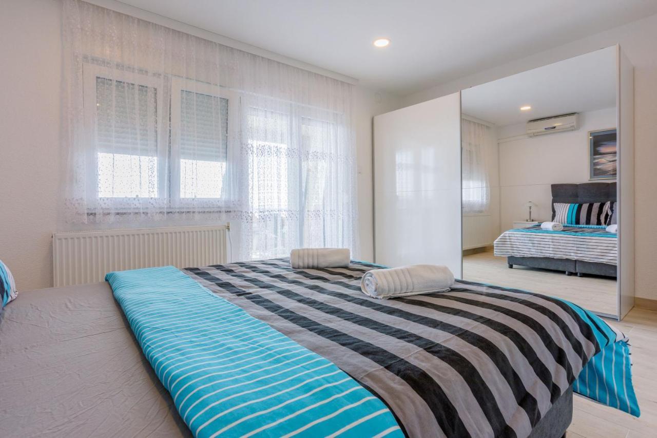 Apartments Cvetkovic Crikvenica Ngoại thất bức ảnh