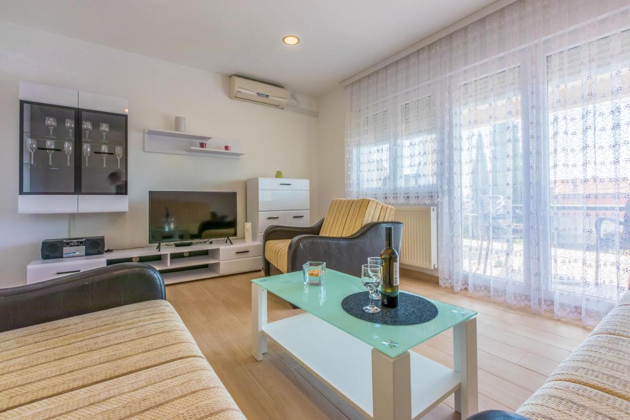 Apartments Cvetkovic Crikvenica Ngoại thất bức ảnh